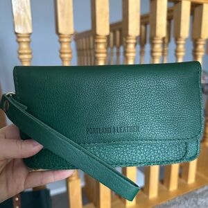 Portland Leather Goods Bacalar Lily Wristlet